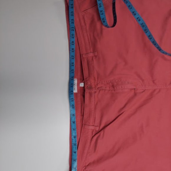 Denim Six Women's Plus Size 28W Faded Rose Capri Pants w/ Cuffs Zip and Button - Picture 2 of 11